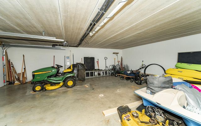 3964 Autumn Lake Court SW, Rochester, MN 55902