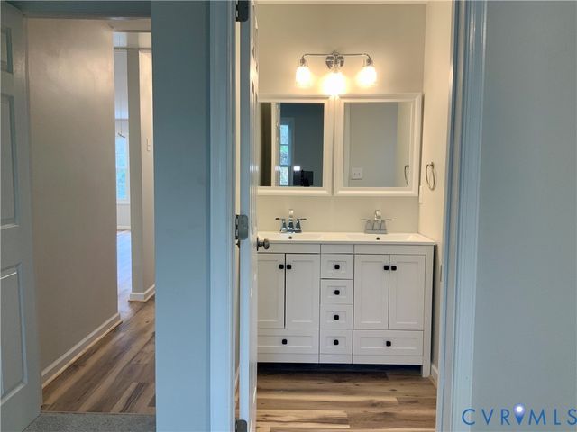 344 Hurt St, Petersburg, VA 23803