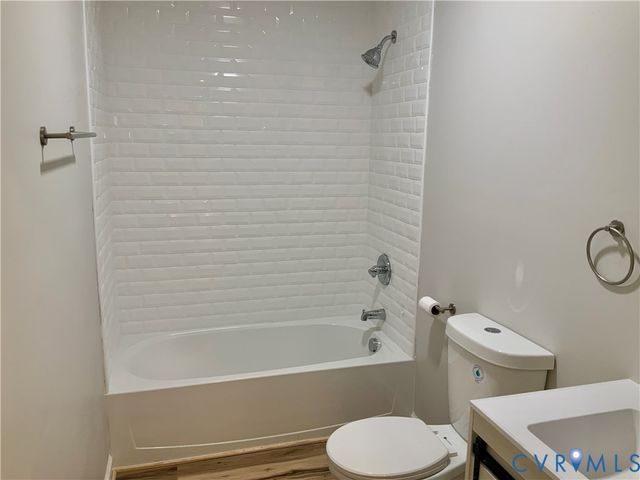 344 Hurt St, Petersburg, VA 23803