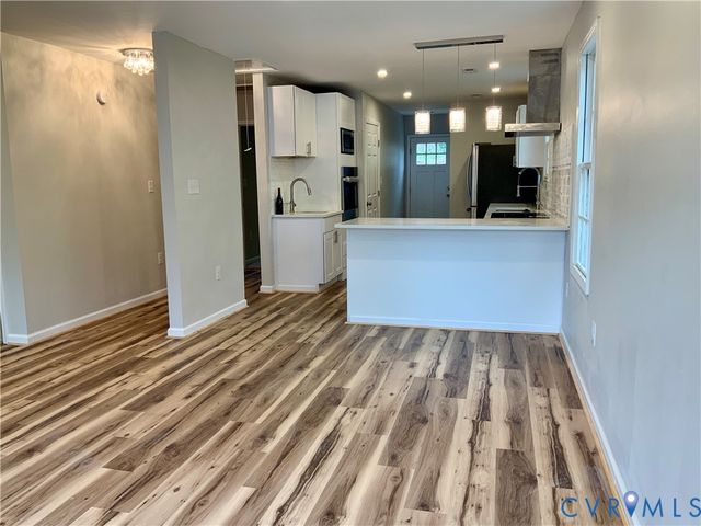 344 Hurt St, Petersburg, VA 23803