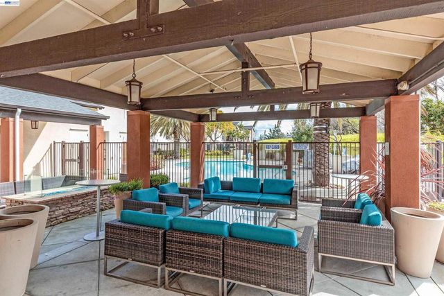 651 Elderberry Dr, Milpitas, CA 95035