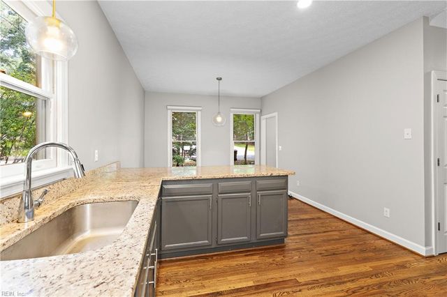102 Sharps RD, Williamsburg, VA 23188