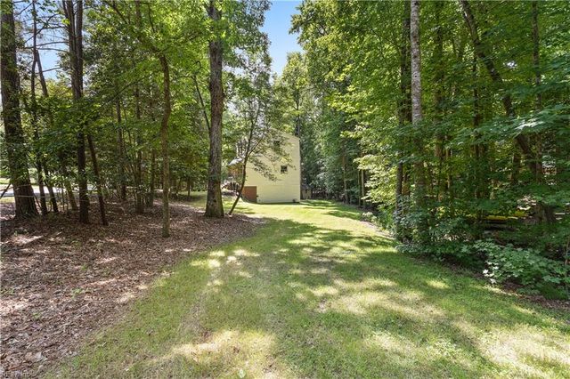 102 Sharps RD, Williamsburg, VA 23188