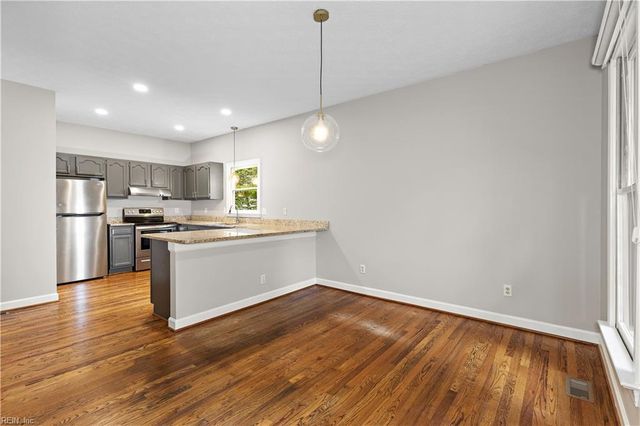 102 Sharps RD, Williamsburg, VA 23188