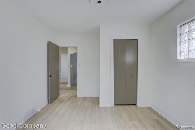 3221 Harris Street, Ferndale, MI 48220