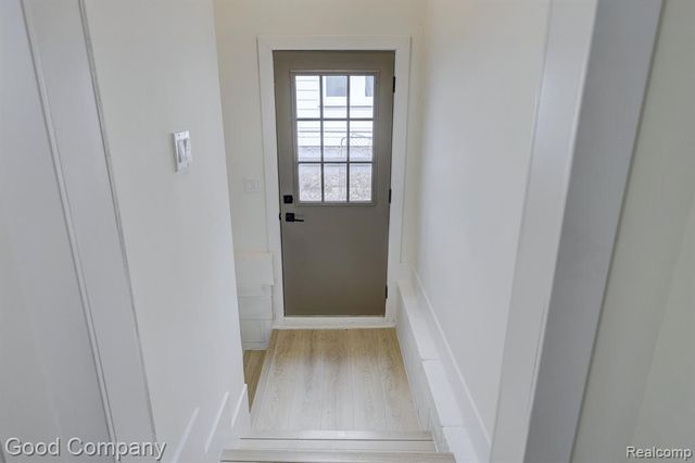 3221 Harris Street, Ferndale, MI 48220