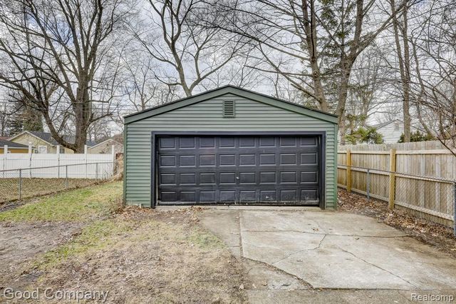 3221 Harris Street, Ferndale, MI 48220