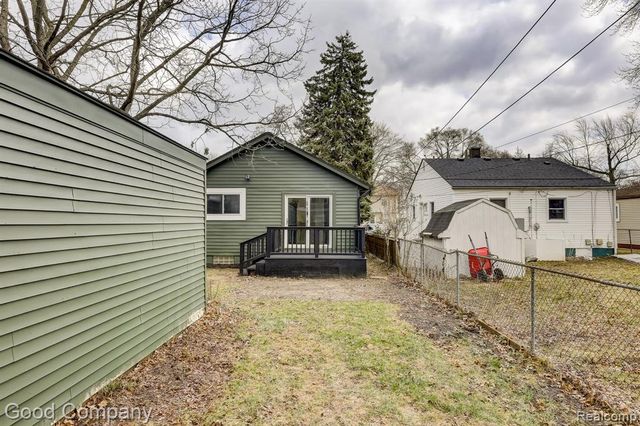 3221 Harris Street, Ferndale, MI 48220