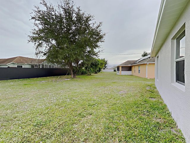 1711 SW Gloria Lane, Port St. Lucie, FL 34953