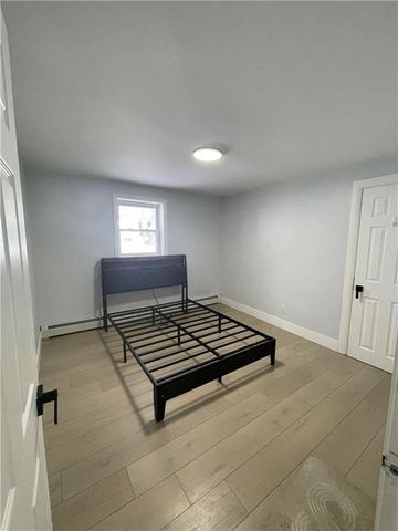 35 Fenwood Avenue, Smithfield, RI 02917