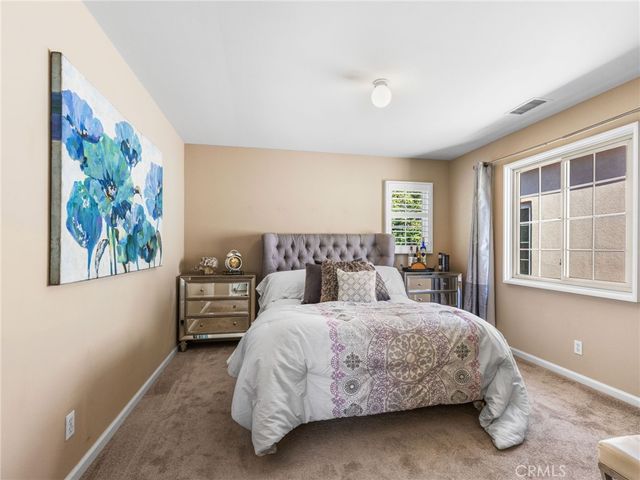 60 Pathway, Irvine, CA 92618