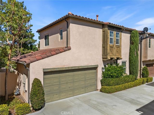 60 Pathway, Irvine, CA 92618