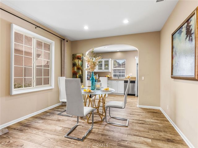 60 Pathway, Irvine, CA 92618