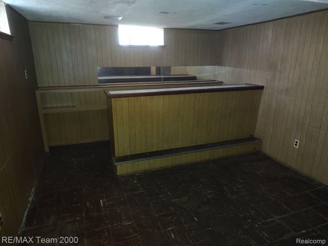 8088 Ohio Street, Detroit, MI 48204