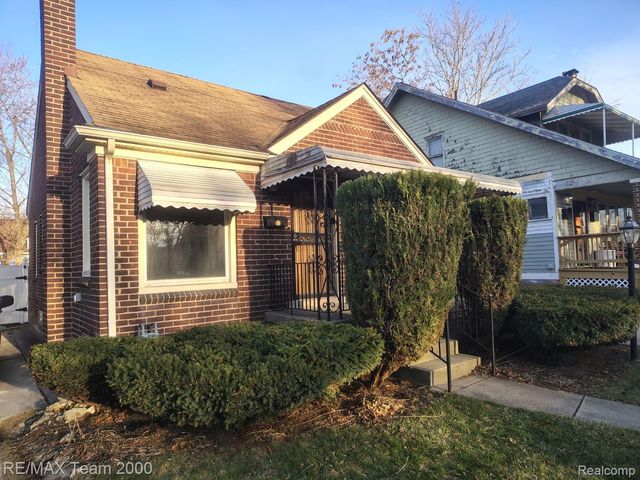 8088 Ohio Street, Detroit, MI 48204