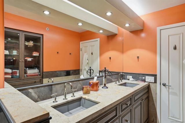 1810 Avenida Del Mundo 1106, Coronado, CA 92118