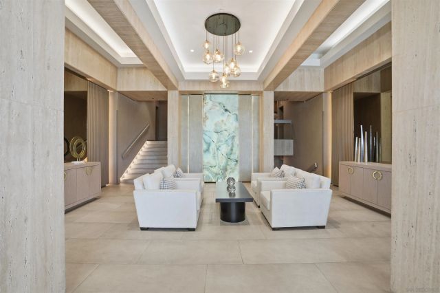 1810 Avenida Del Mundo 1106, Coronado, CA 92118