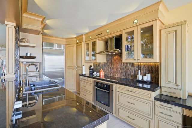 1810 Avenida Del Mundo 1106, Coronado, CA 92118