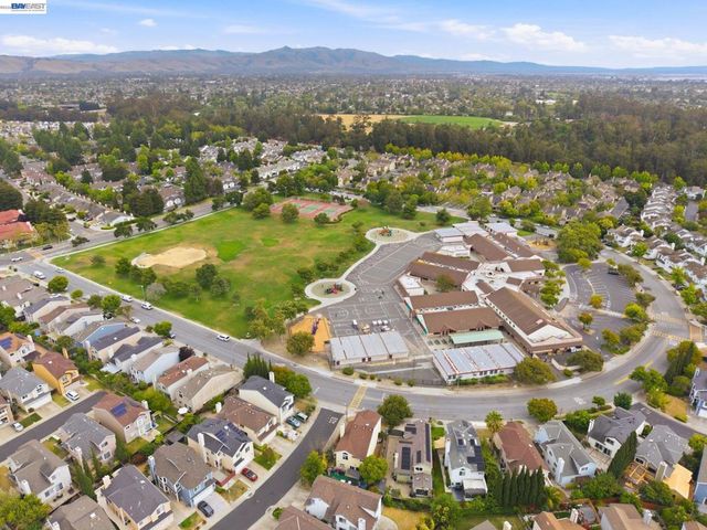 34161 Finnigan Ter, Fremont, CA 94555