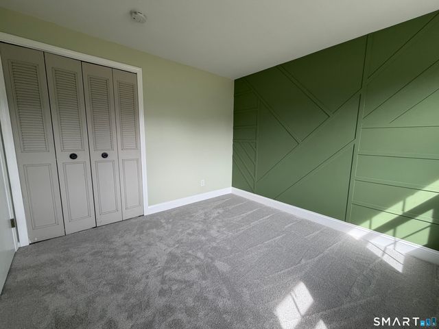 21 Old Farms Lane 21, New Milford, CT 06776