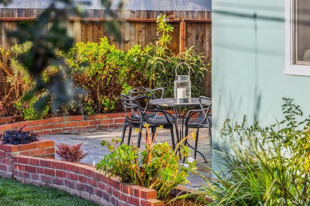 1231 Edgewood Way, South San Francisco, CA 94080