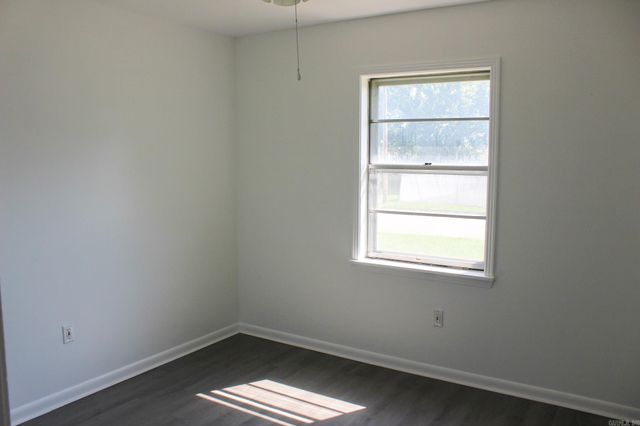 807 S Spring, Searcy, AR 72143