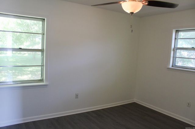 807 S Spring, Searcy, AR 72143