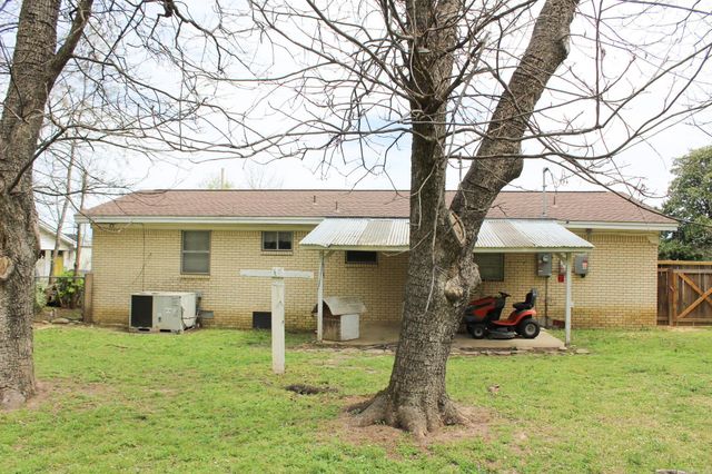 807 S Spring, Searcy, AR 72143