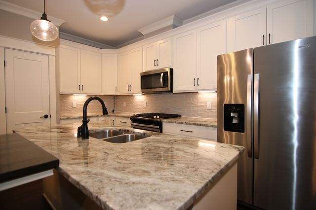 106 Nickolas Cir, Lebanon, TN 37087