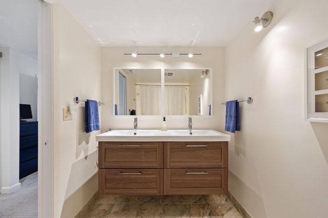 5659 Fairway Park Drive 203, Boynton Beach, FL 33437