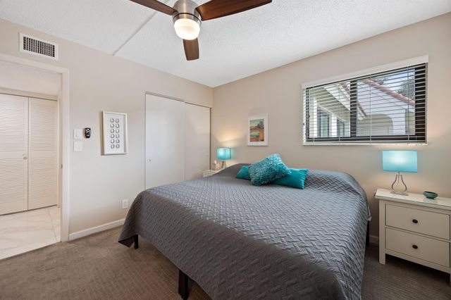 5659 Fairway Park Drive 203, Boynton Beach, FL 33437