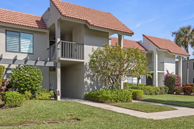 5659 Fairway Park Drive 203, Boynton Beach, FL 33437