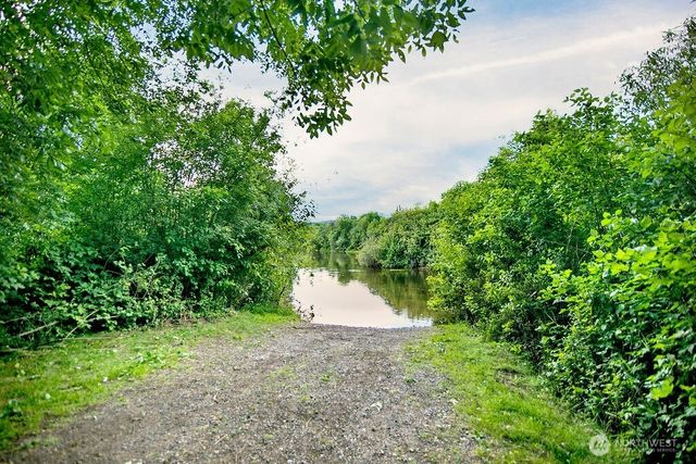 11845 School Land Road SW, Rochester, WA 98579