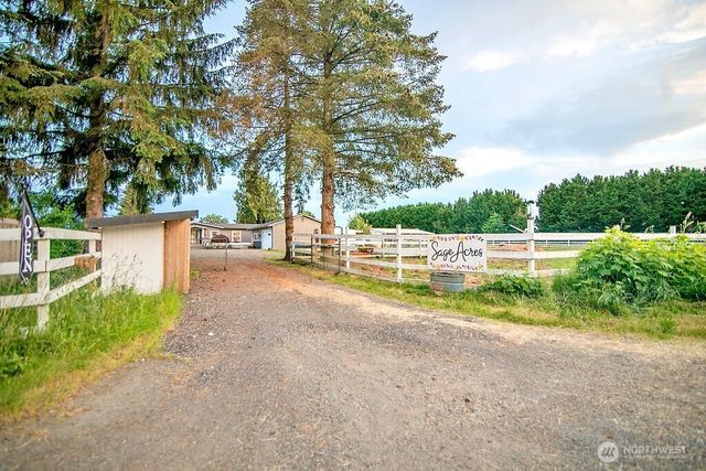 11845 School Land Road SW, Rochester, WA 98579