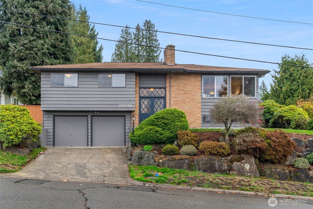 22039 98th Place W, Edmonds, WA 98020