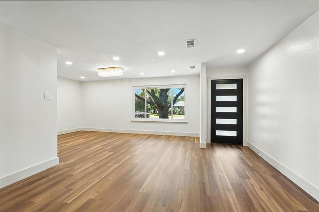 8570 Sweetwood Drive, Dallas, TX 75228