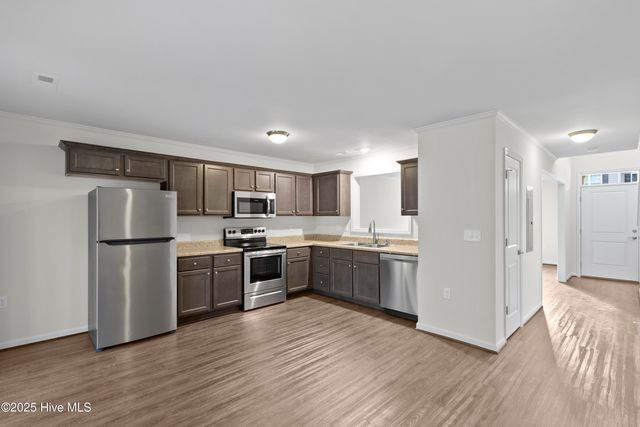 458 Sullivan Loop Road, Midway Park, NC 28544