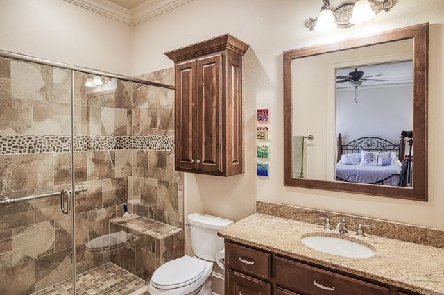 27 Docente Lane, Hot Springs Village, AR 71909