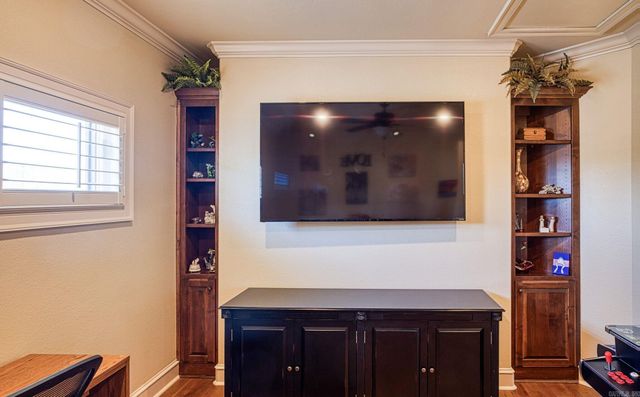 27 Docente Lane, Hot Springs Village, AR 71909