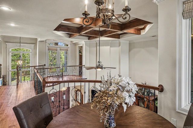 27 Docente Lane, Hot Springs Village, AR 71909