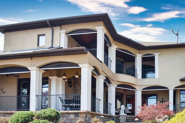 27 Docente Lane, Hot Springs Village, AR 71909