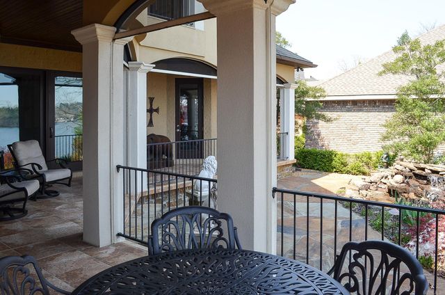 27 Docente Lane, Hot Springs Village, AR 71909