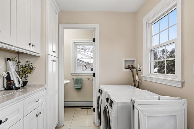 217 Belvedere Drive, Cranston, RI 02920