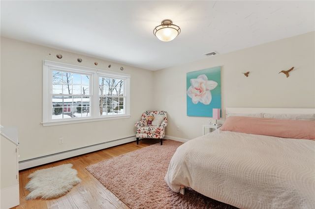 217 Belvedere Drive, Cranston, RI 02920