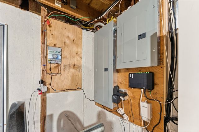 217 Belvedere Drive, Cranston, RI 02920