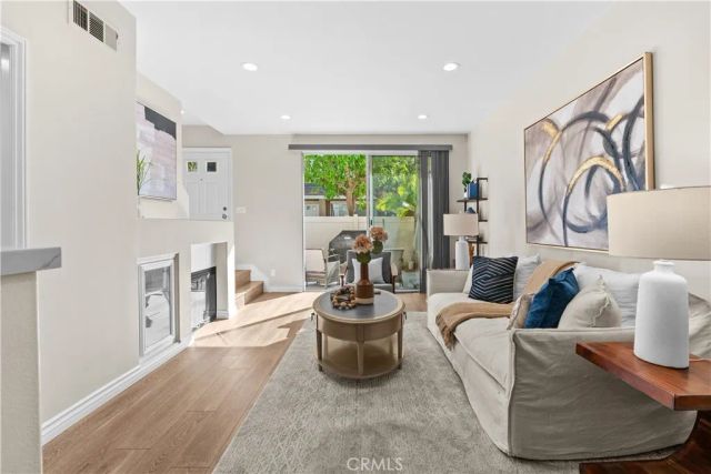 835 S Taos Way, Anaheim, CA 92808