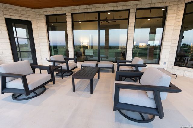 457 Branch Rd, Seguin, TX 78155