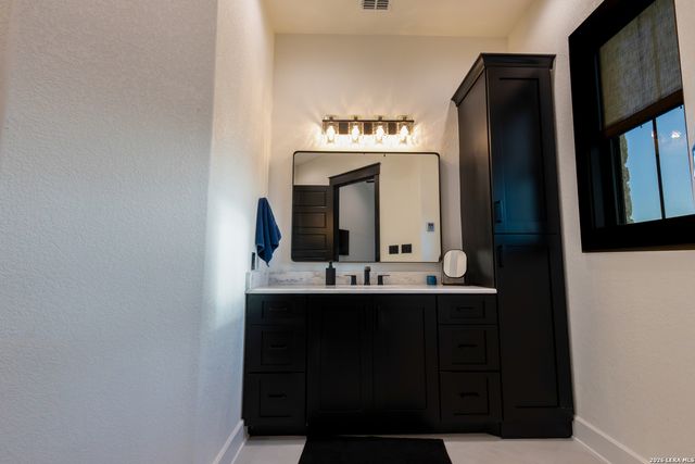 457 Branch Rd, Seguin, TX 78155