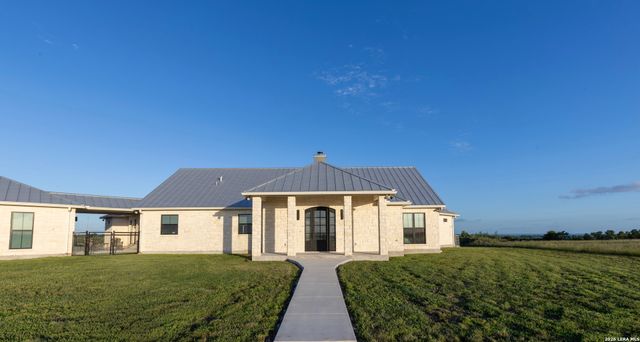 457 Branch Rd, Seguin, TX 78155