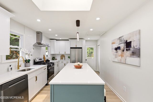 1622 Abbott Avenue, Toms River, NJ 08753
